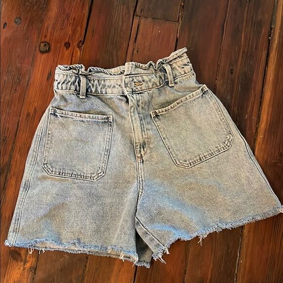 Zara Pants - Zara hi rise paperbag waist cutoff denim jean shorts sz 6